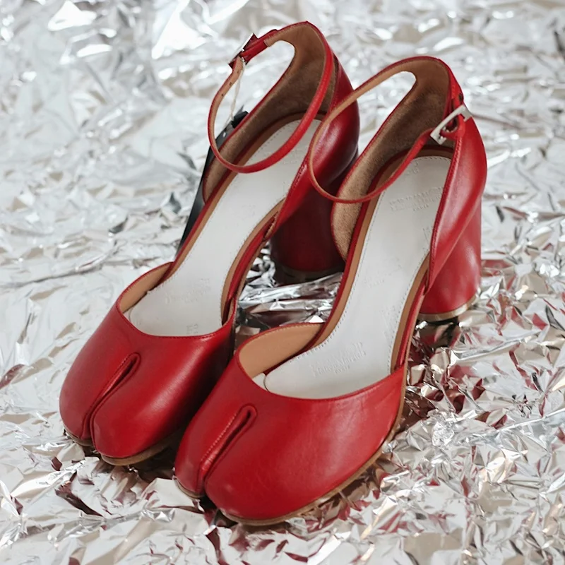 photo du produit ugly shoes